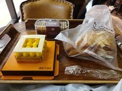 -紫荆广场·花漫里