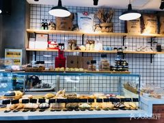 面包甜点陈列柜-研麦家面包(亚泰华府店)