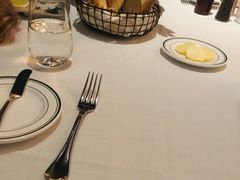 -Wolfgang’s Steakhouse 沃夫冈牛排馆(上海白玉兰广场店)