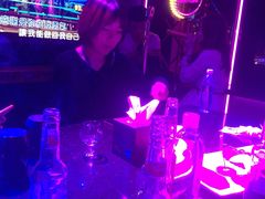 -温莎KTV(珠江路店)