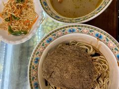 -金杨拉面王小吃面馆·牛三宝面·红烧牛肉粉