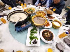 -鑫皇朝酒店(建设一路店)