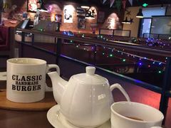-拉亚汉堡经典餐厅(商城路店)