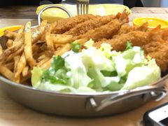 -BHC炸鸡(明洞总店)