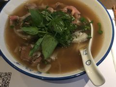 -美奈小馆·越南料理(中航城君尚购物中心店)