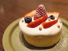 草莓糯米蛋糕-野路甜点铺(松柏路店)