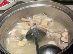 -润园四季椰子鸡火锅(海上世界店)