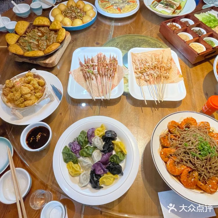 朋友小聚，不吃不散！