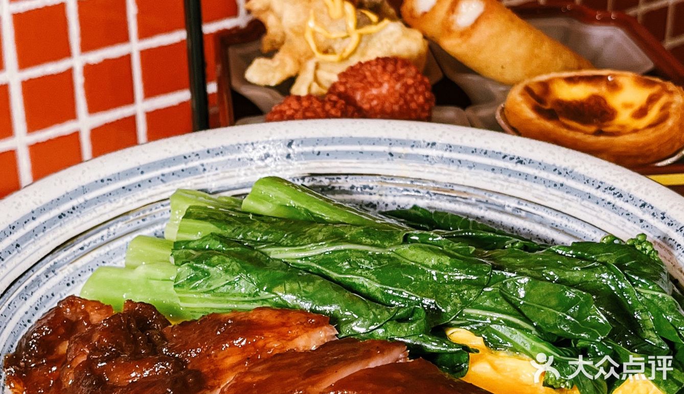 让美食博主念念不忘的煲仔饭竟然是…