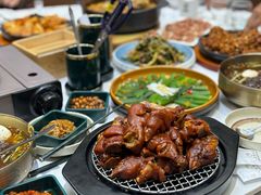 -百年石锅饭(阿里郎美食街店)