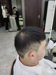 -藤野造型烫发染发