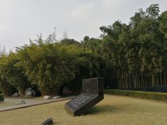 -上海市龙华烈士陵园