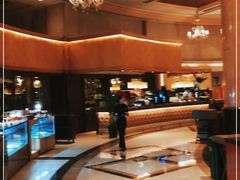 -东方滨江大酒店·滨江厅