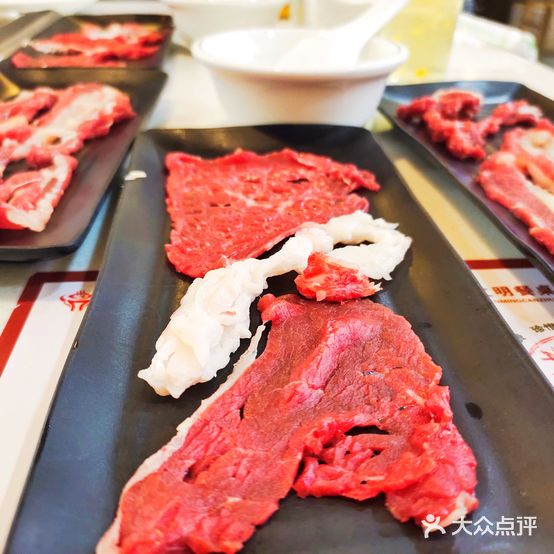几多牛鲜牛肉烤肉火锅自助(集美店)