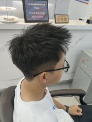 -尤司男士国潮理发馆