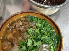 -花溪牛肉粉(八鸽岩店)