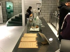 -RWORK·COFFEE(滨江店)