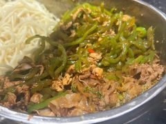 鸡肉炒尖椒-徐师傅太子锅(龙泽路店)