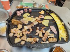 -阿亲家·韩式无限烤肉(春熙路店)