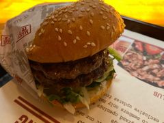 -The Habit Burger Grill 哈比特汉堡(复兴soho店)