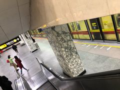 -烈士陵园(地铁站)