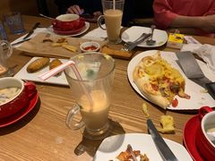 -必胜客(百联又一城店)