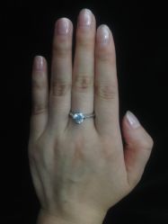 -威德钻石-克拉钻大本营(南京东路店)