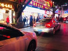 -八一好吃街·高品美食广场