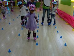 -阿布溜溜(同曦假日百货店)