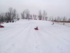 雪圈-世界地热博览园