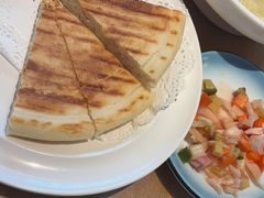 -严记小天府酸菜鱼(西四路店)