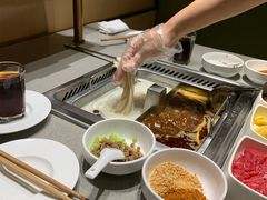 -海底捞火锅(金山百联店)