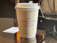 -昆明中心皇冠假日酒店