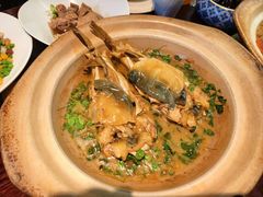 镇江秧草烧豚鱼-永安鱼庄·镇江菜(东吴路店)