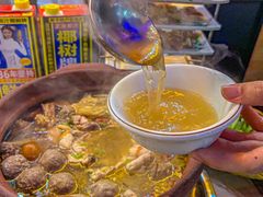 -东记炭炉·海鲜鸡煲(龙华店)