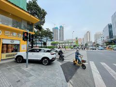 -HALO广场(梨园路店)