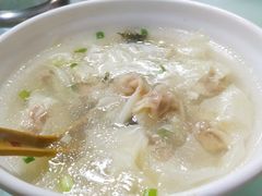 鲜肉小馄饨-食惠里小笼包面馆(越秀店)