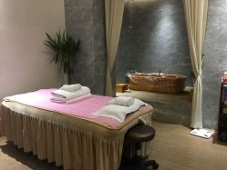 -苑苑vbeauty科技美容SPA