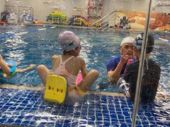 -蓝旗亲子游泳(范湖万达广场店)