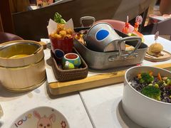 -水桶王国主题餐厅·聚会·生日派对·亲子活动·家庭套餐(亚龙湾希尔顿店)