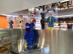 -sth more(会展航洋城店)