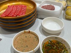 -小茉庐和牛自助火锅(龙湖万达店)