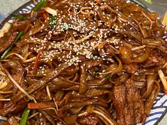 干炒牛河-天宝食坊·啫啫煲大排档(西华路店)