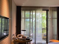 -西双版纳融创皇冠假日度假酒店