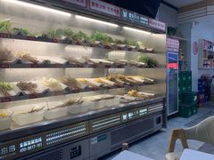 自助取餐区-屋头串串(新街里店)