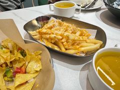 -芳草地西式融合餐厅(回龙窝店)