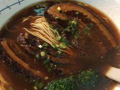 虎皮大肉面-囿面传统制面馆(中央路店)
