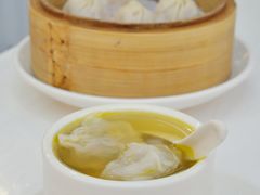云吞鸡汤-翡翠拉面小笼包(机场DFS店)
