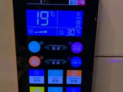-范特西FANTASY量贩式KTV(民主广场店)