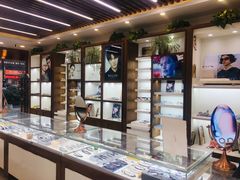 -明月眼镜(三坝店)